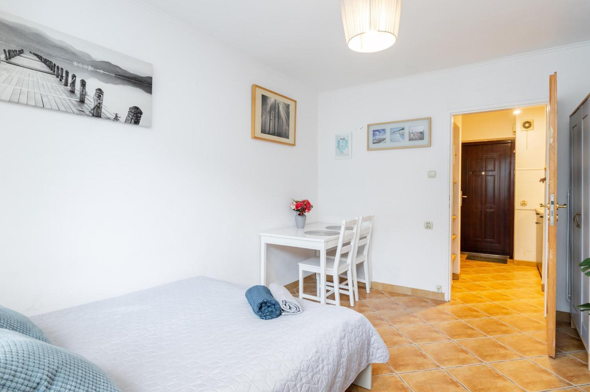 Cinnamon Apartment Metro Swietokrzyska Warsaw Exterior photo