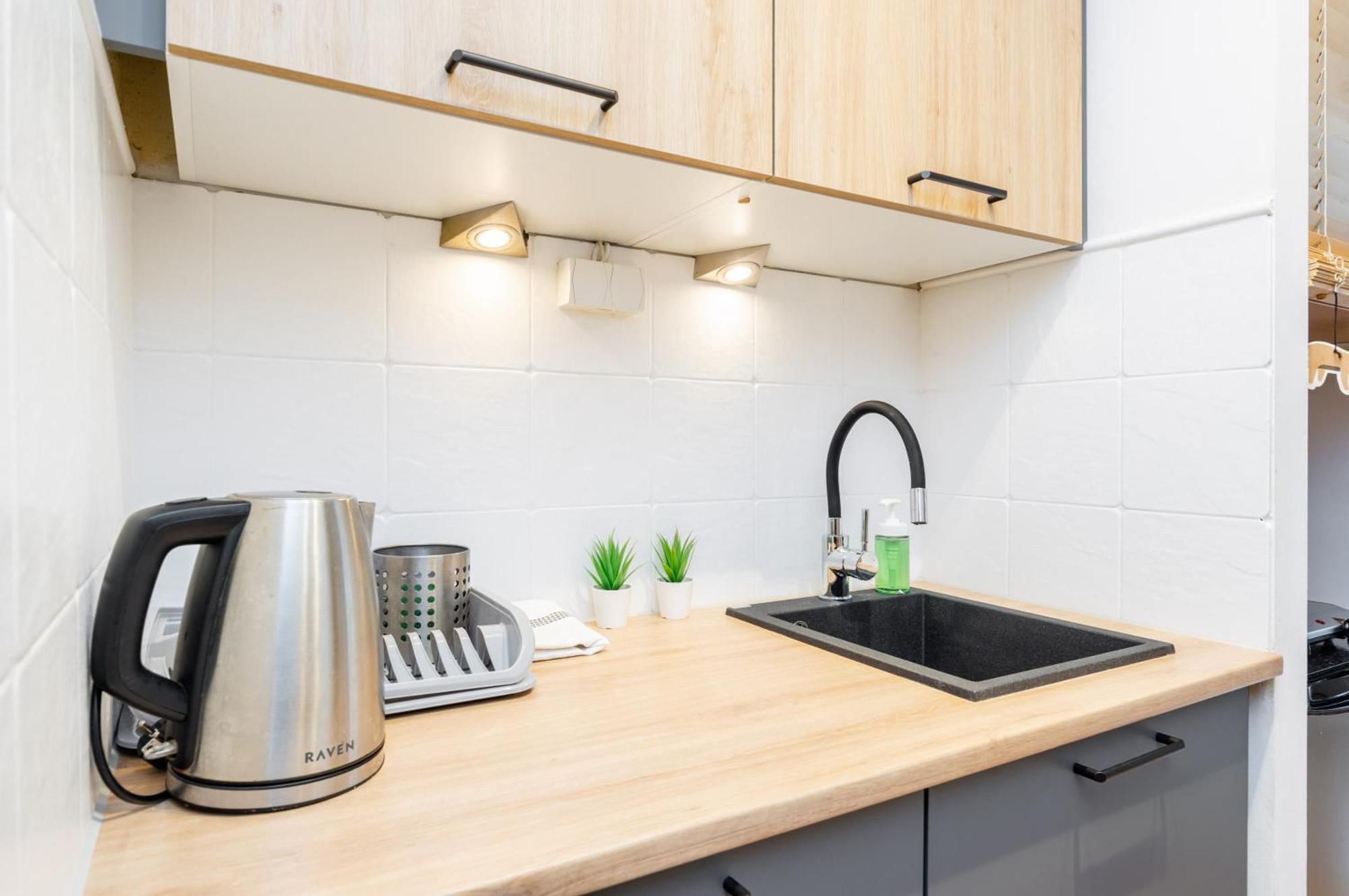 Cinnamon Apartment Metro Swietokrzyska Warsaw Exterior photo
